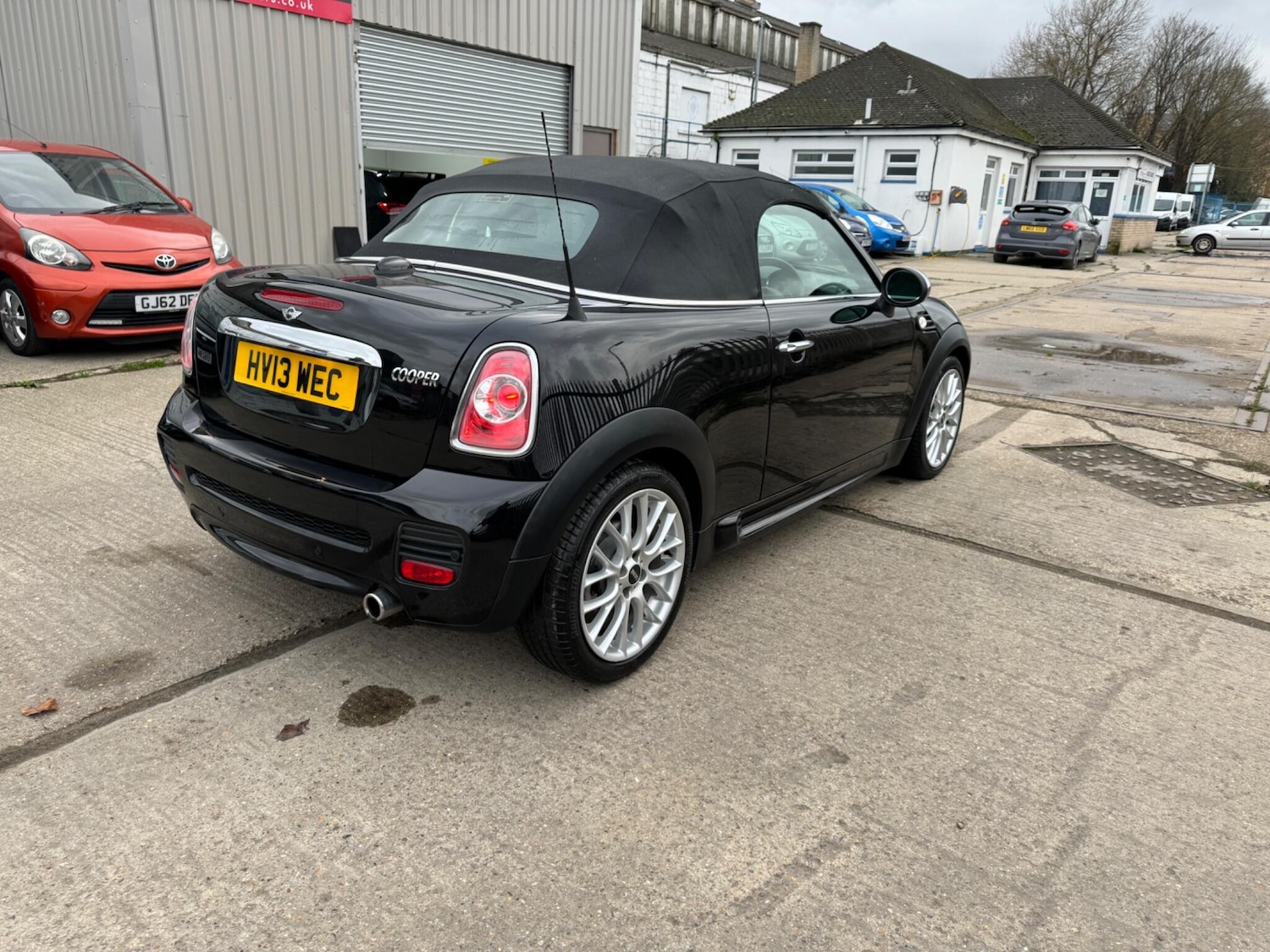 Used MINI Roadster 2013 for sale - 76638800: Photo 28