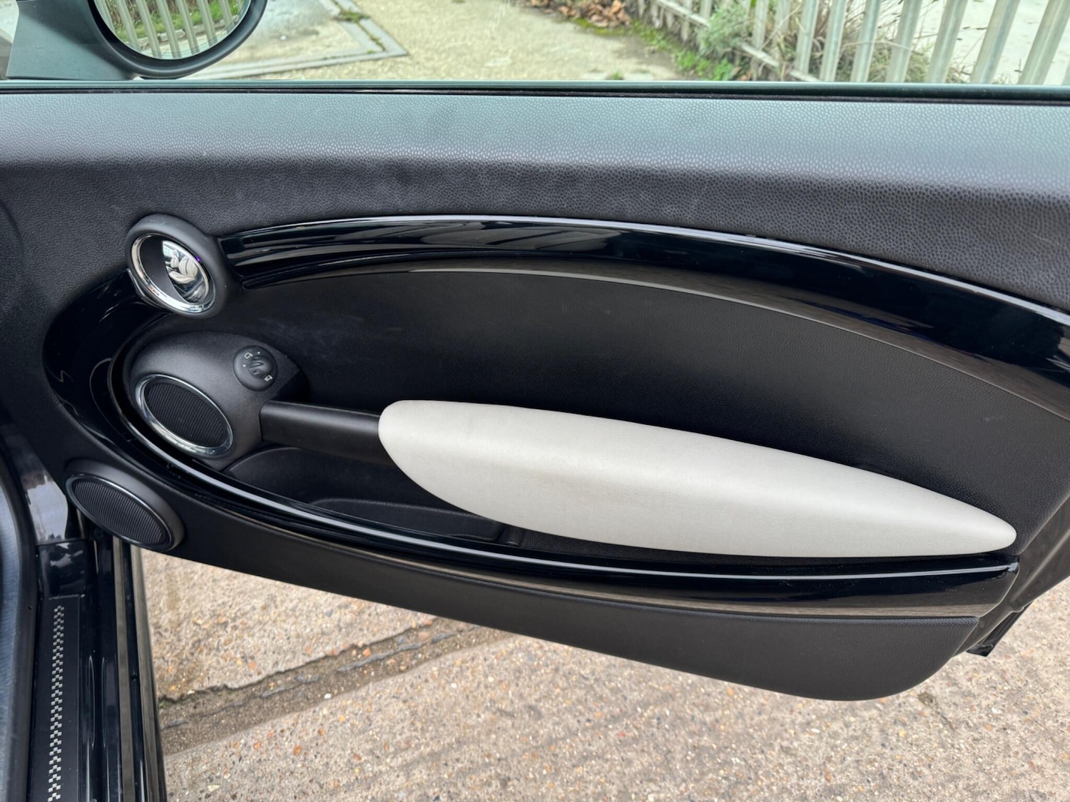 Used MINI Roadster 2013 for sale - 76638800: Photo 43