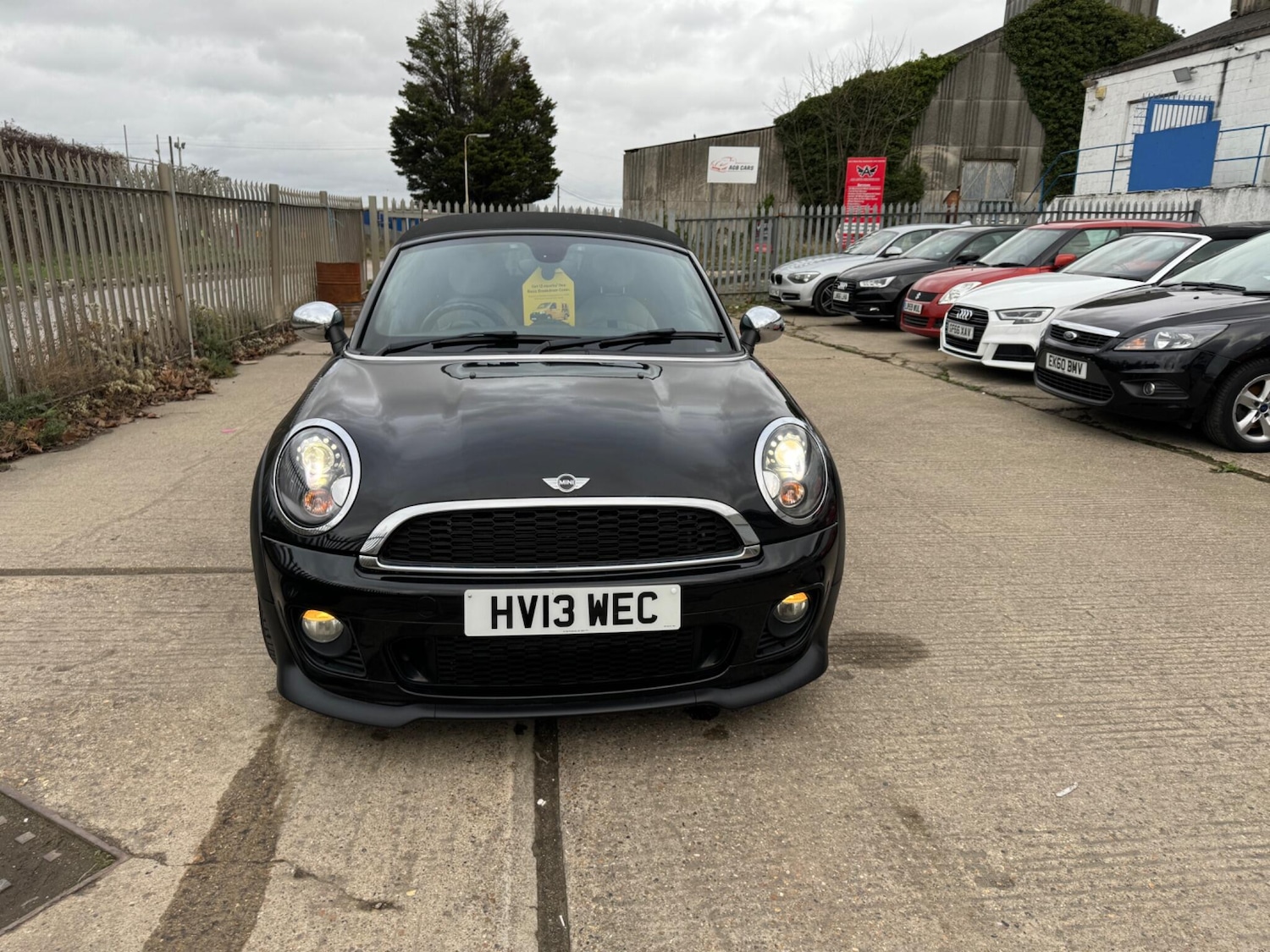 Used MINI Roadster 2013 for sale - 76638800: Photo 9