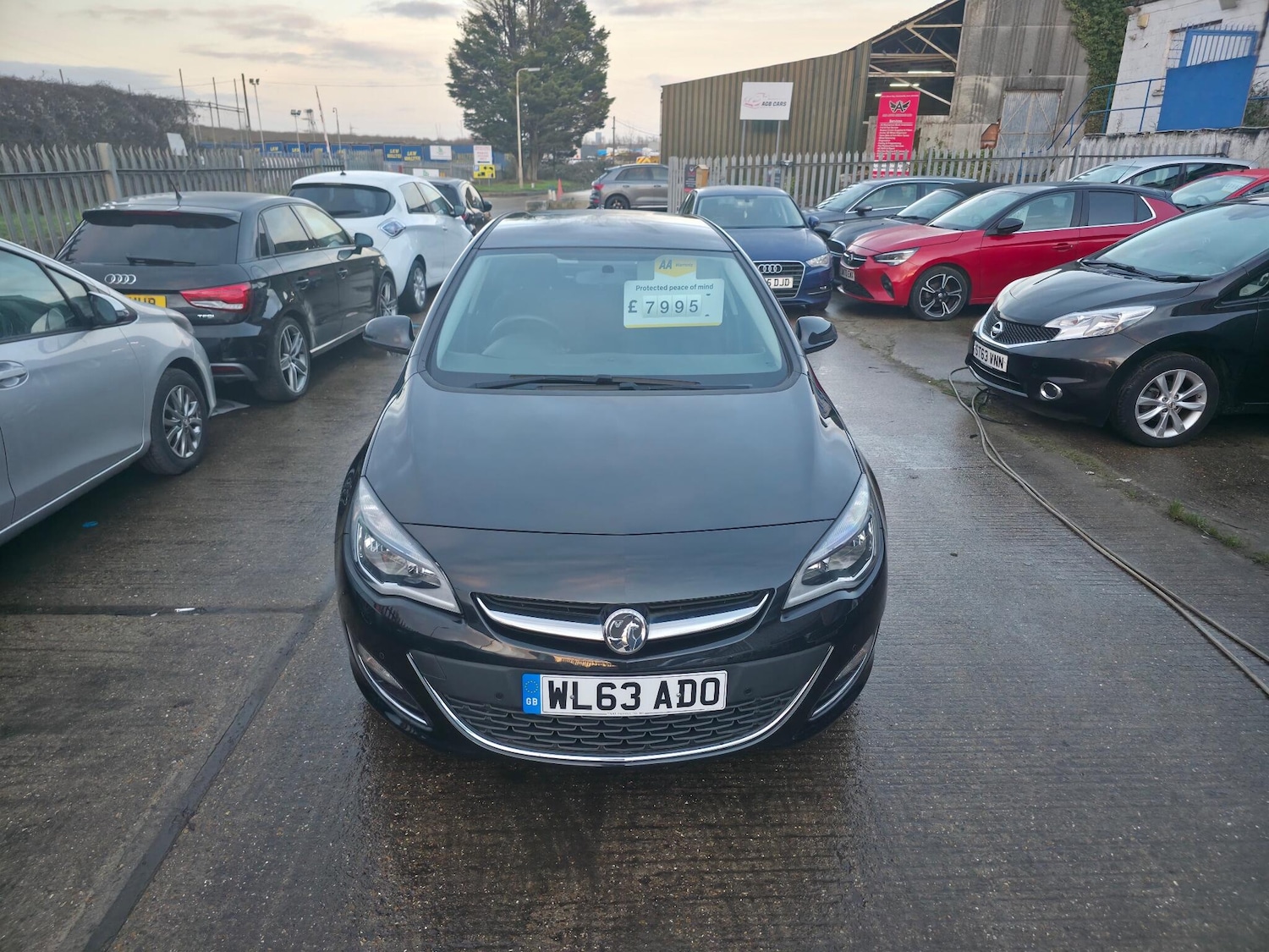 Used Vauxhall Astra 2014 for sale - 77174471: Photo 2