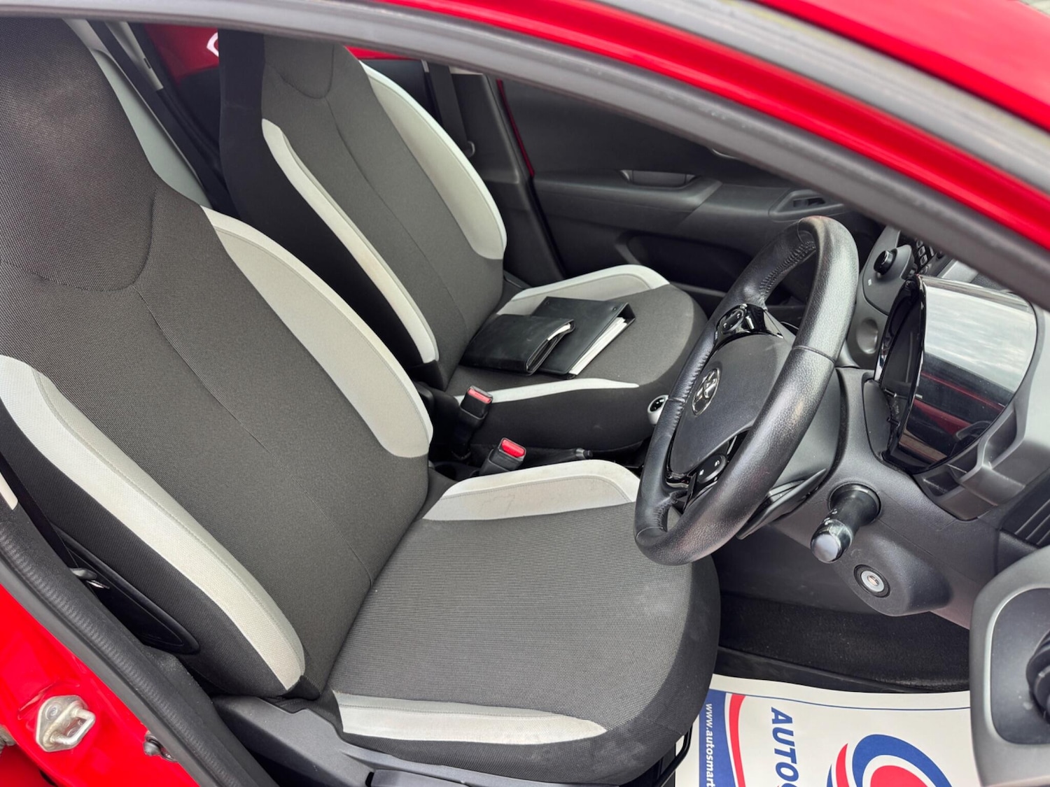 Used Toyota AYGO for sale - 77808490: Photo 24