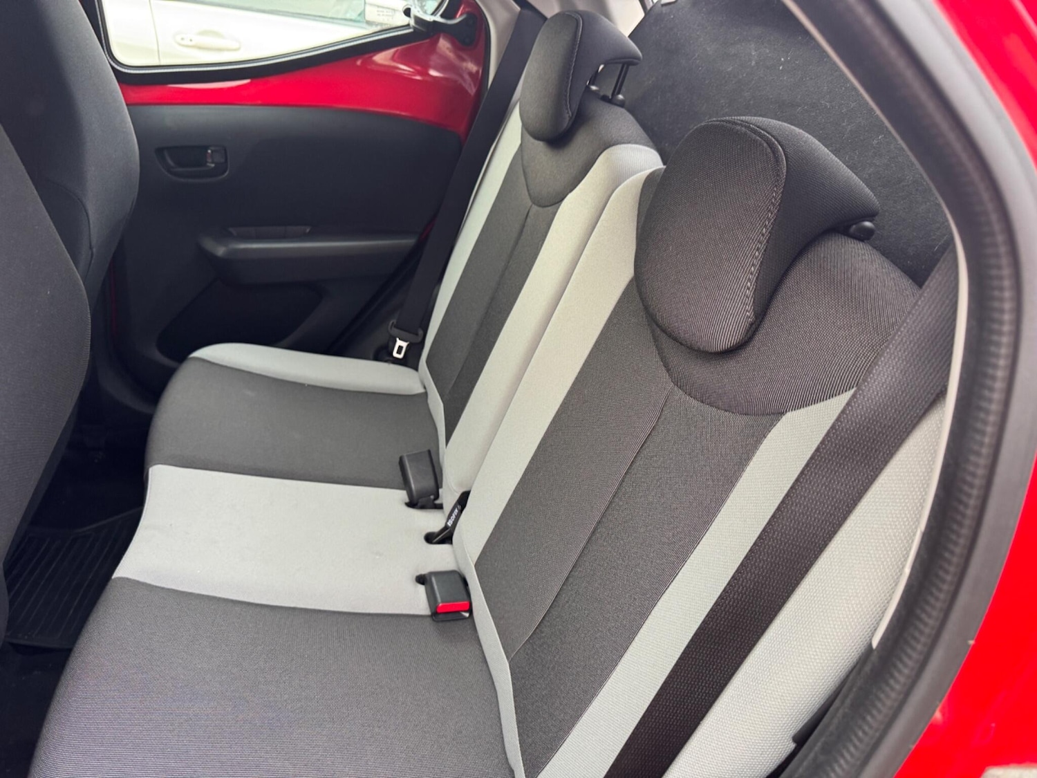 Used Toyota AYGO for sale - 77808490: Photo 25