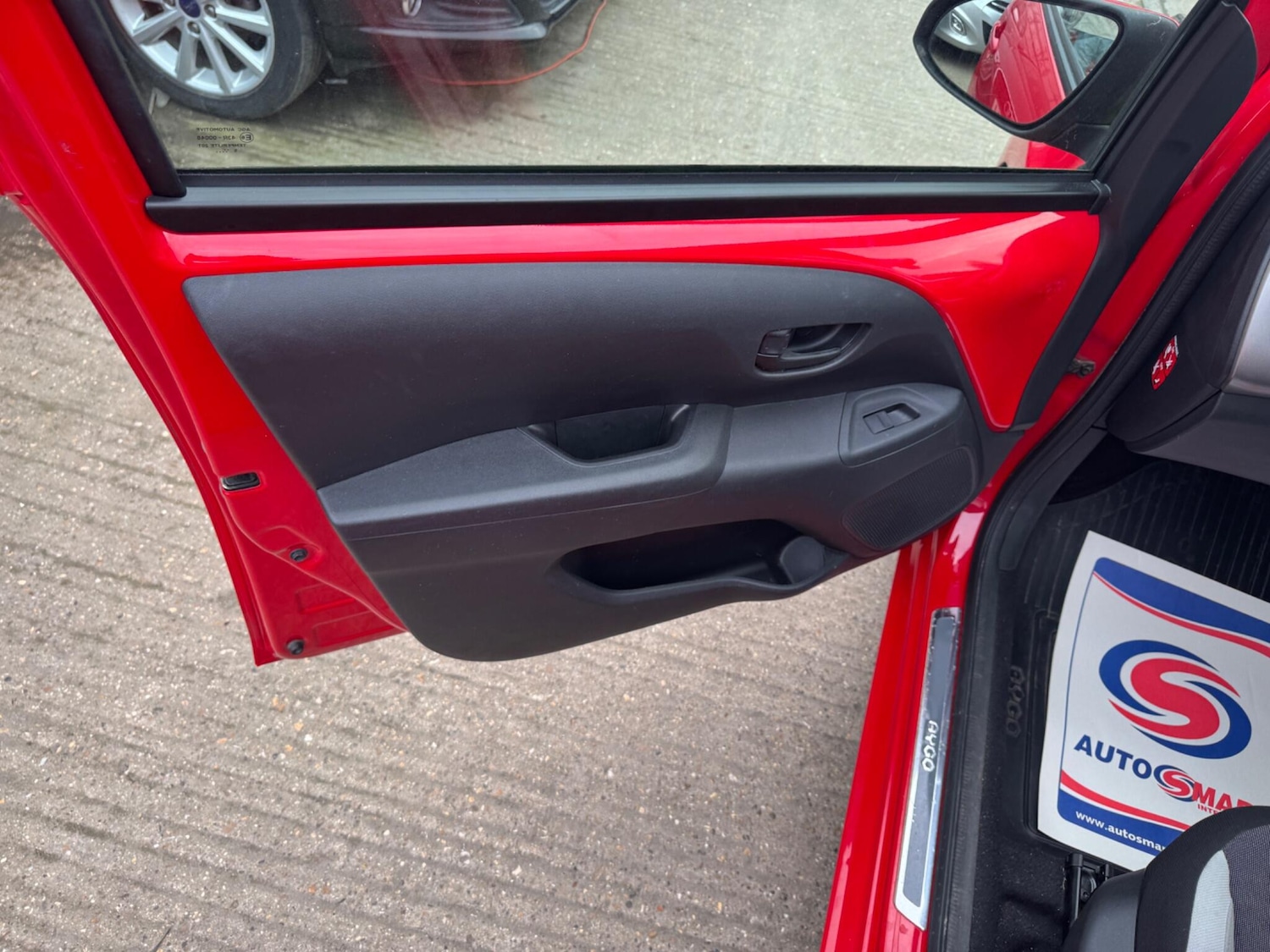 Used Toyota AYGO for sale - 77808490: Photo 28