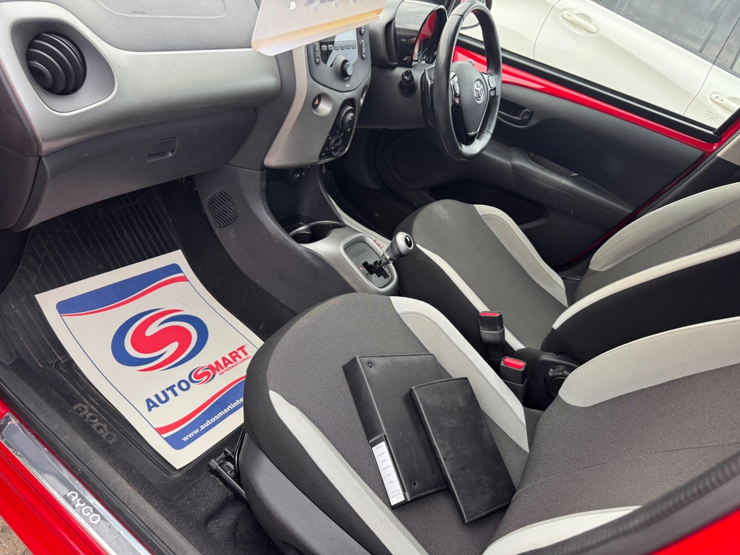 Used Toyota AYGO for sale - 77808490: Photo 33