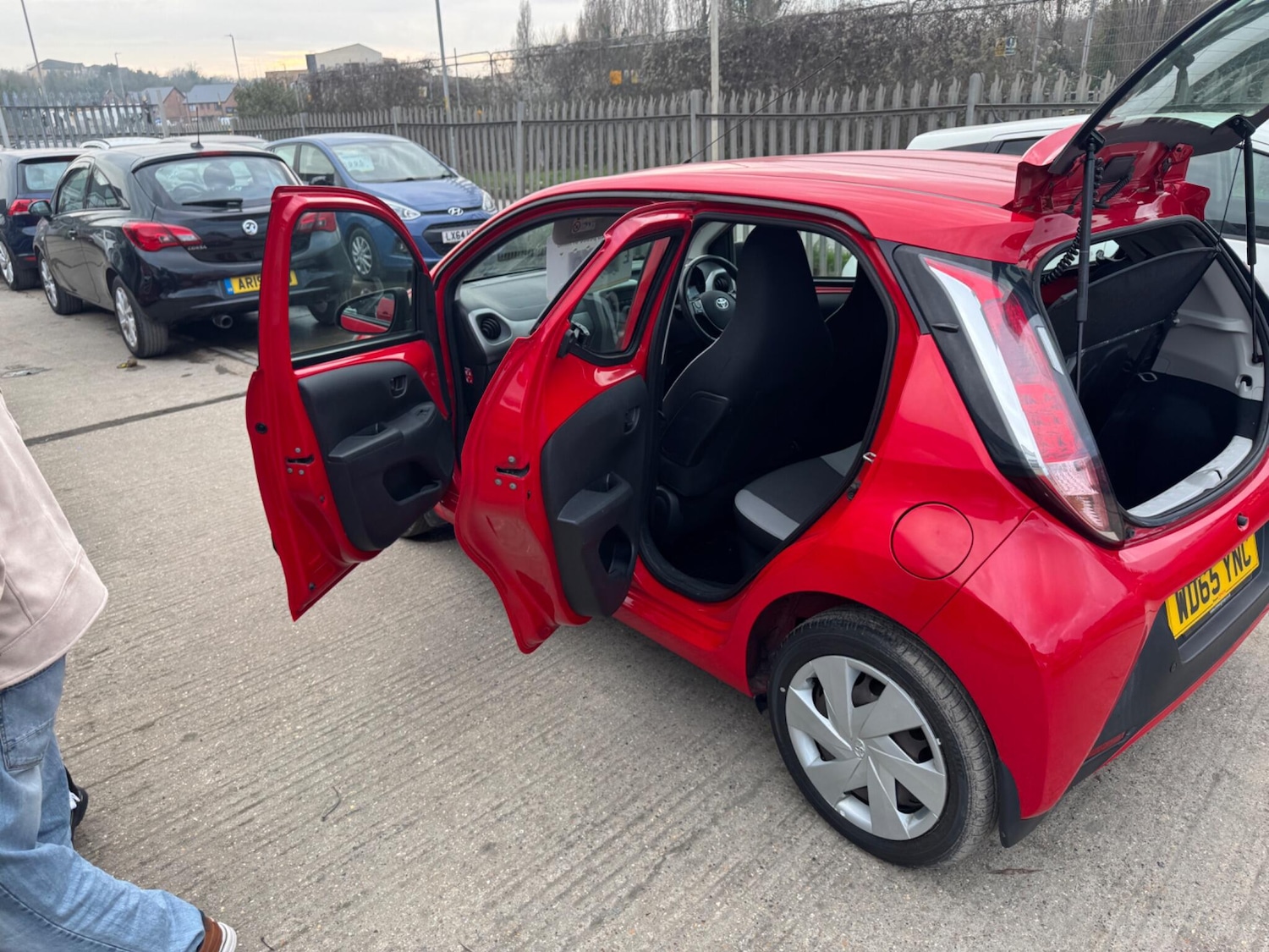 Used Toyota AYGO for sale - 77808490: Photo 38