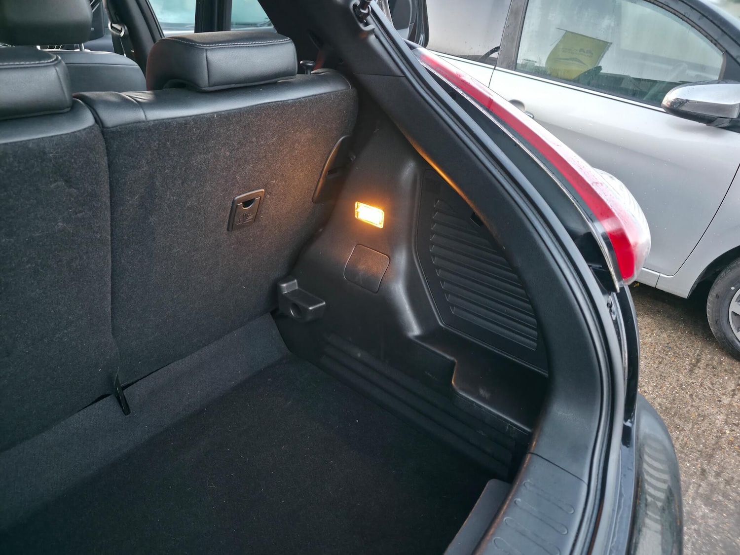 Used Nissan Juke 2018 for sale - 76765605: Photo 35