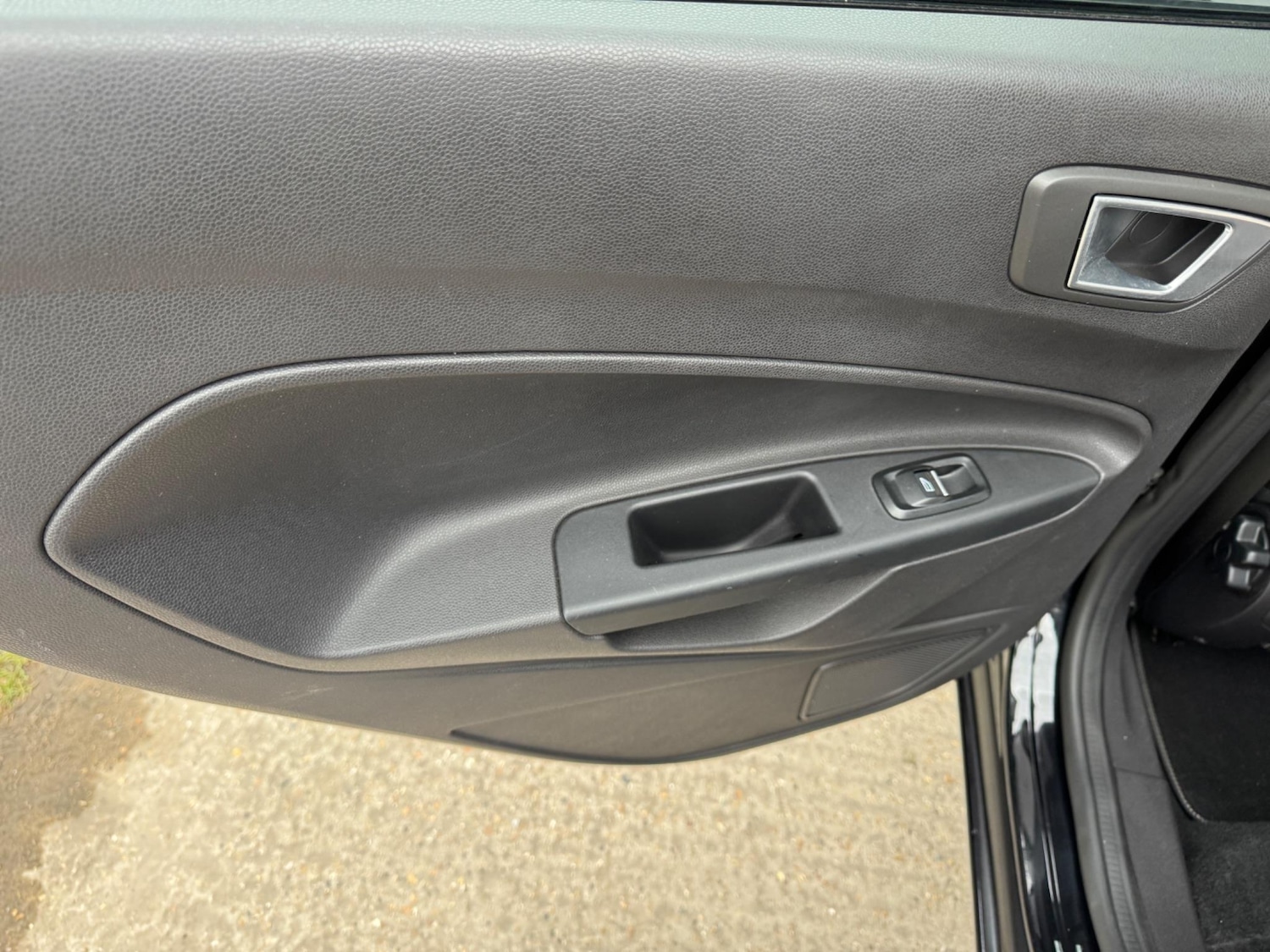 Used Ford Fiesta 2015 for sale - 76638806: Photo 40