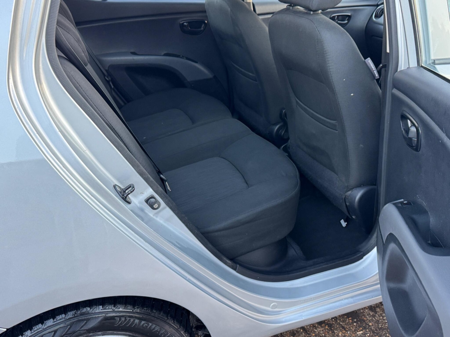 Used Hyundai i10 for sale - 76996535: Photo 24