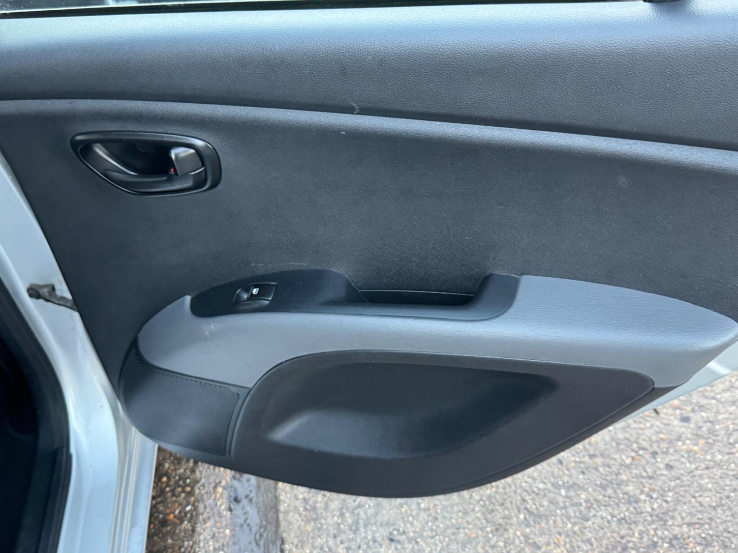 Used Hyundai i10 for sale - 76996535: Photo 29