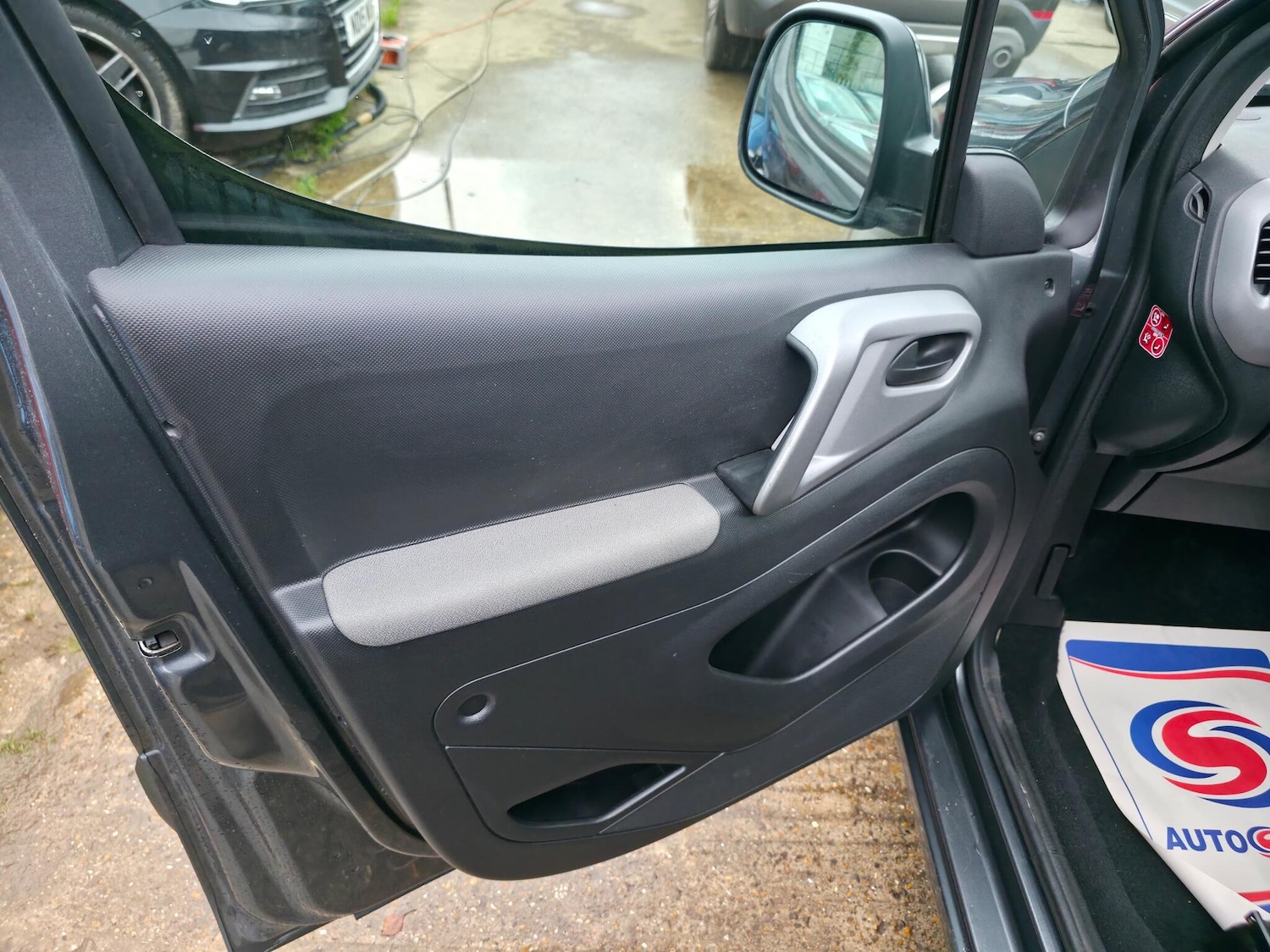 Used Citroen Berlingo for sale - 76965189: Photo 24