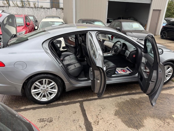 Used Jaguar XF 2011 for sale - 76257680: Photo 26