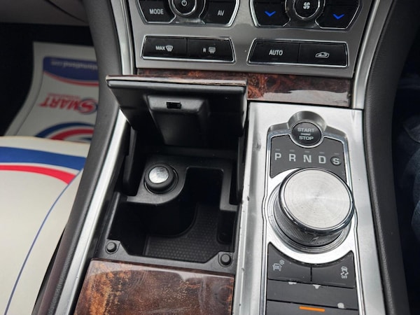Used Jaguar XF 2011 for sale - 76257680: Photo 45