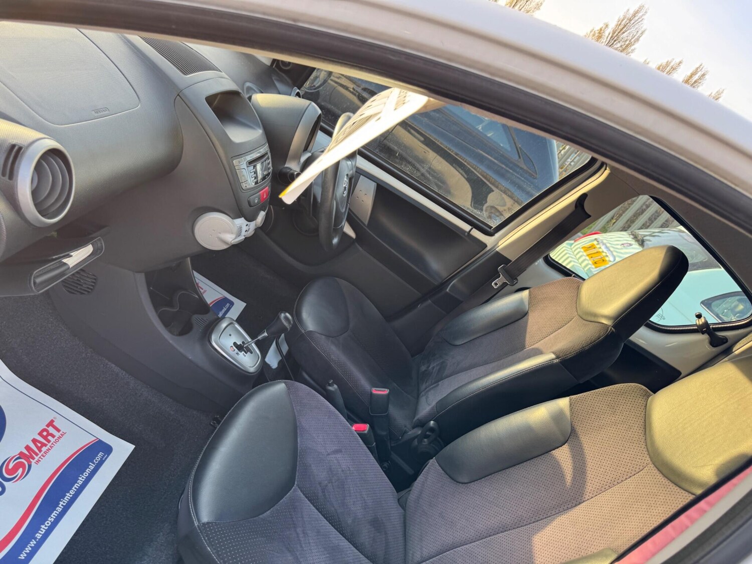 Used Toyota AYGO 2012 for sale - 78170301: Photo 25