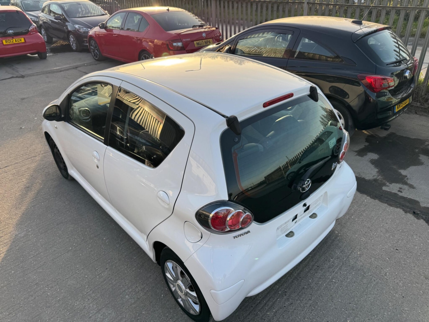 Used Toyota AYGO 2012 for sale - 78170301: Photo 8