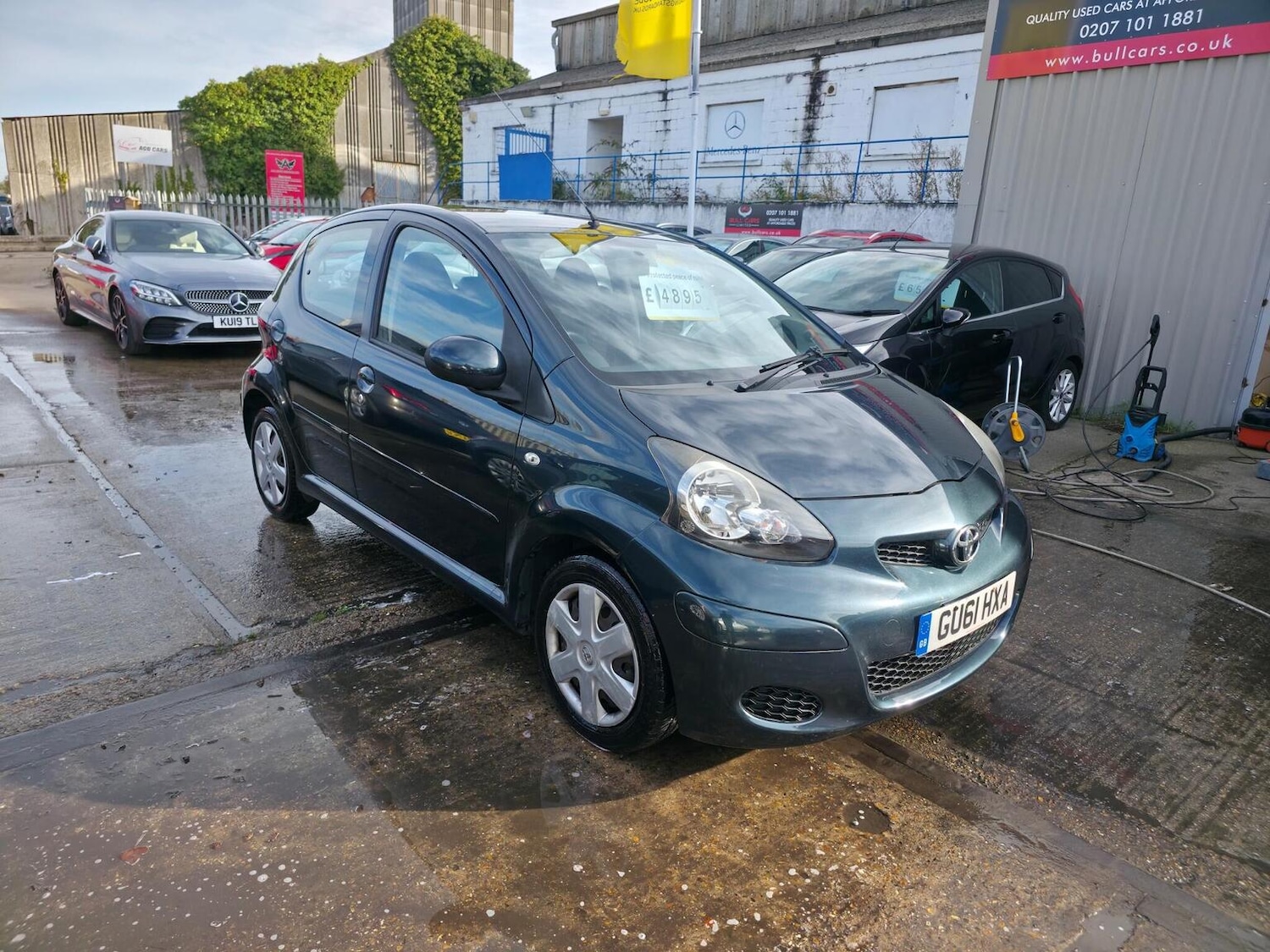 Used Toyota AYGO 2011 for sale - 76560029: Photo 1