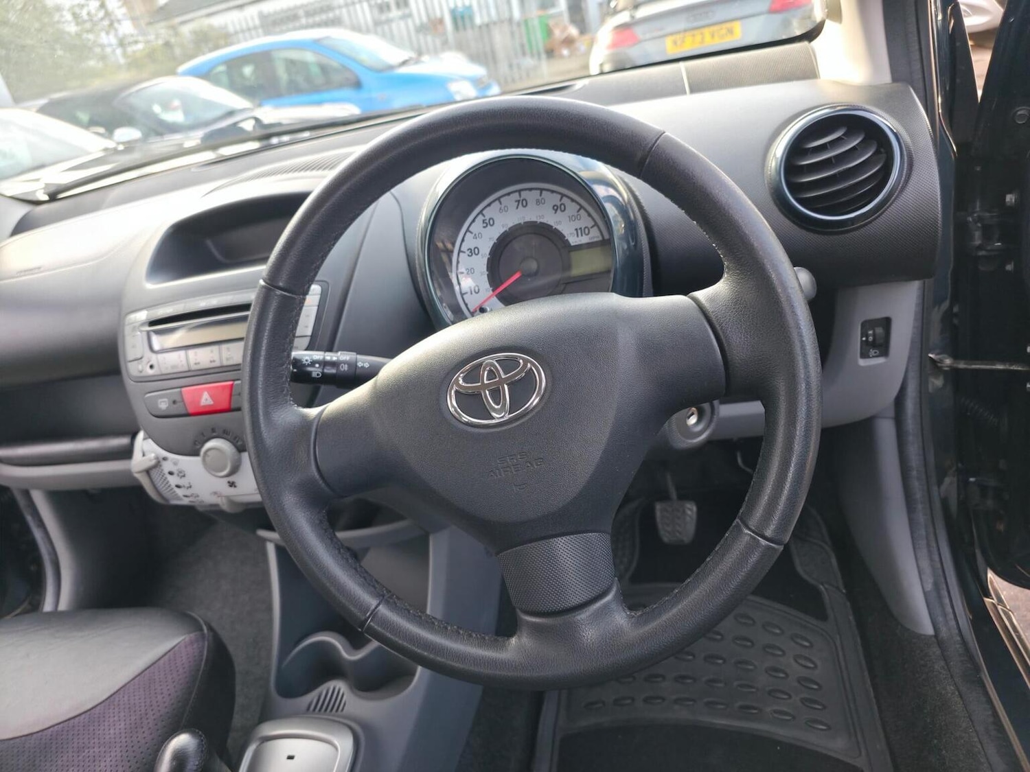 Used Toyota AYGO 2011 for sale - 76560029: Photo 34