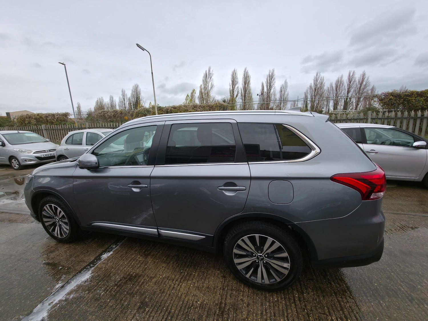 Used Mitsubishi Outlander 2019 for sale - 76667041: Photo 10