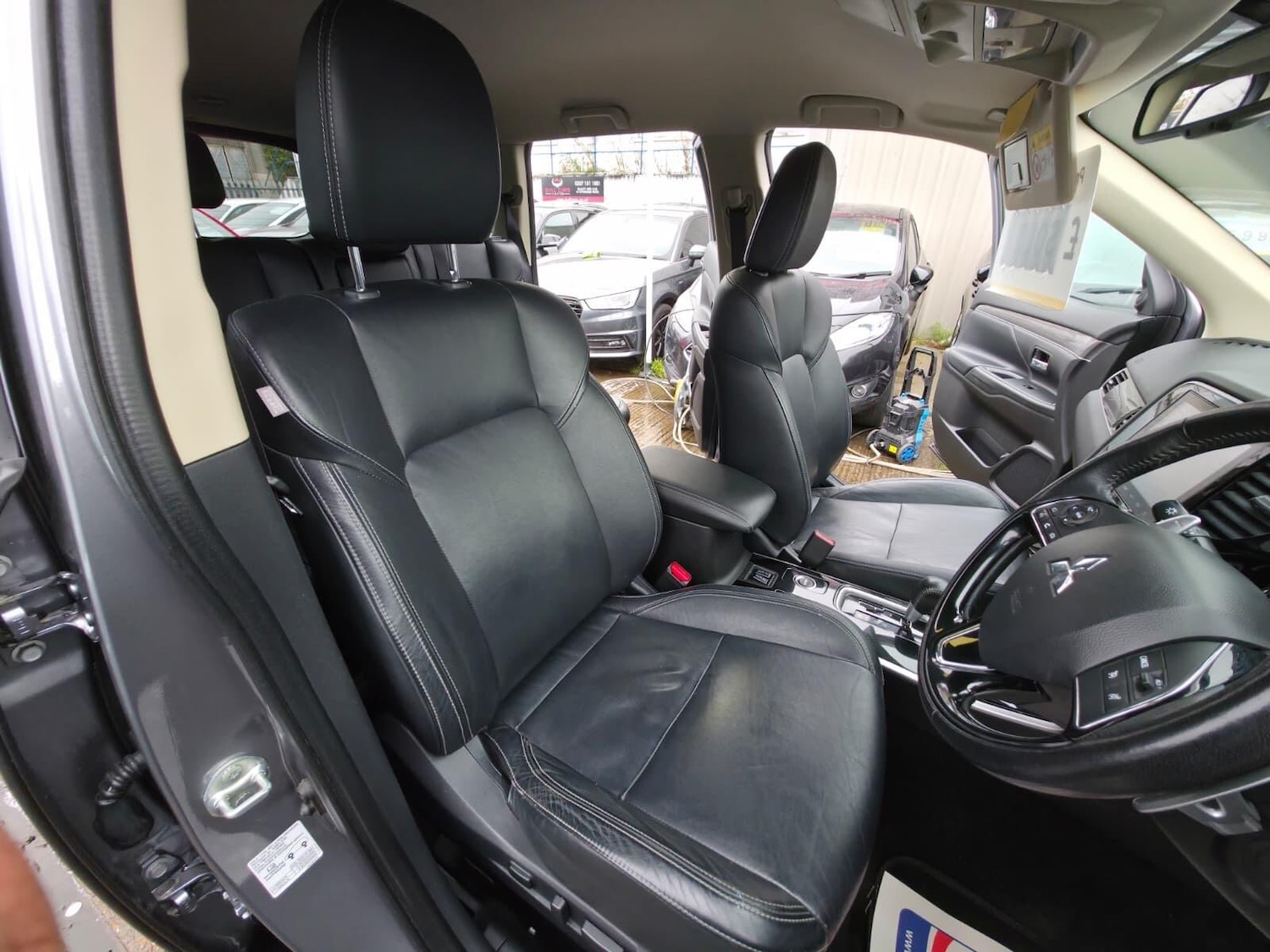 Used Mitsubishi Outlander 2019 for sale - 76667041: Photo 16