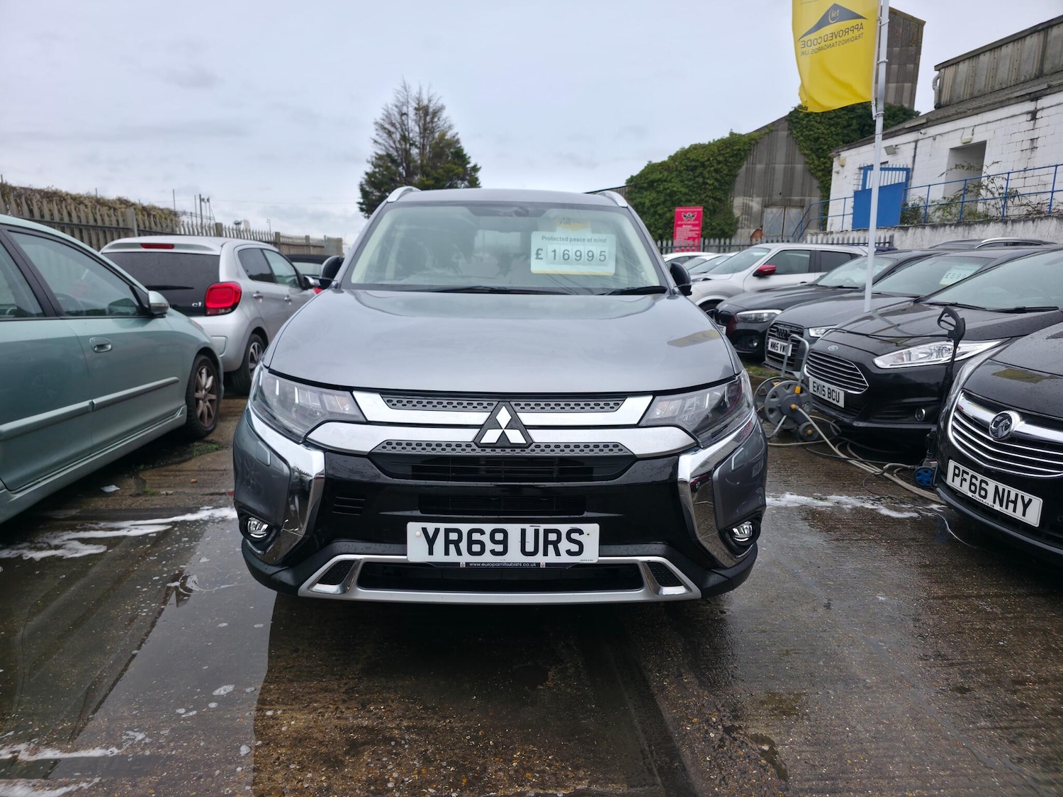 Used Mitsubishi Outlander 2019 for sale - 76667041: Photo 2