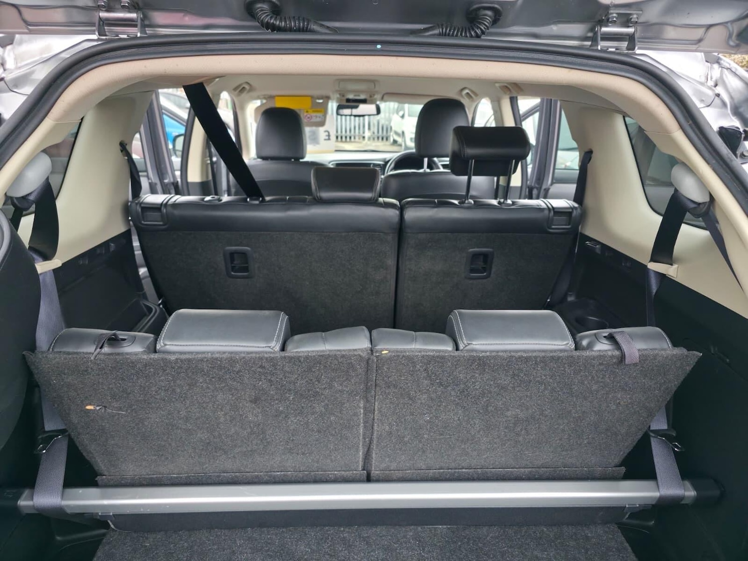 Used Mitsubishi Outlander 2019 for sale - 76667041: Photo 31