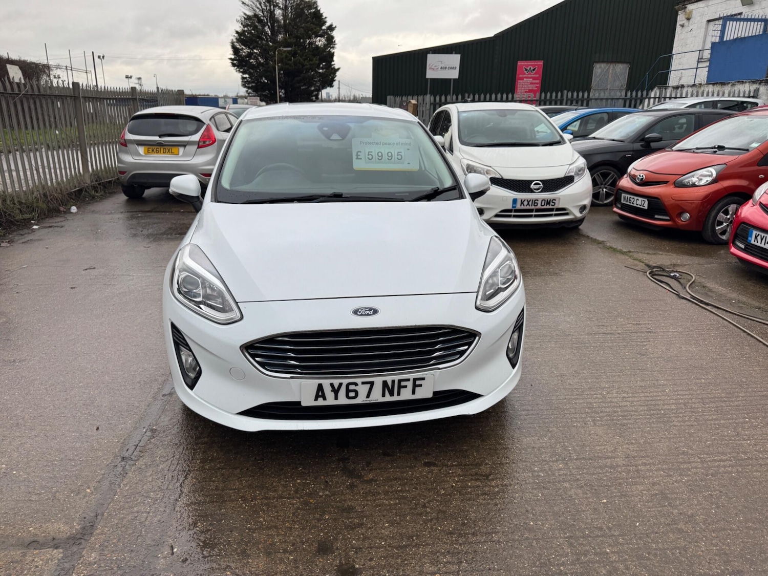Used Ford Fiesta 2017 for sale - 77611887: Photo 2