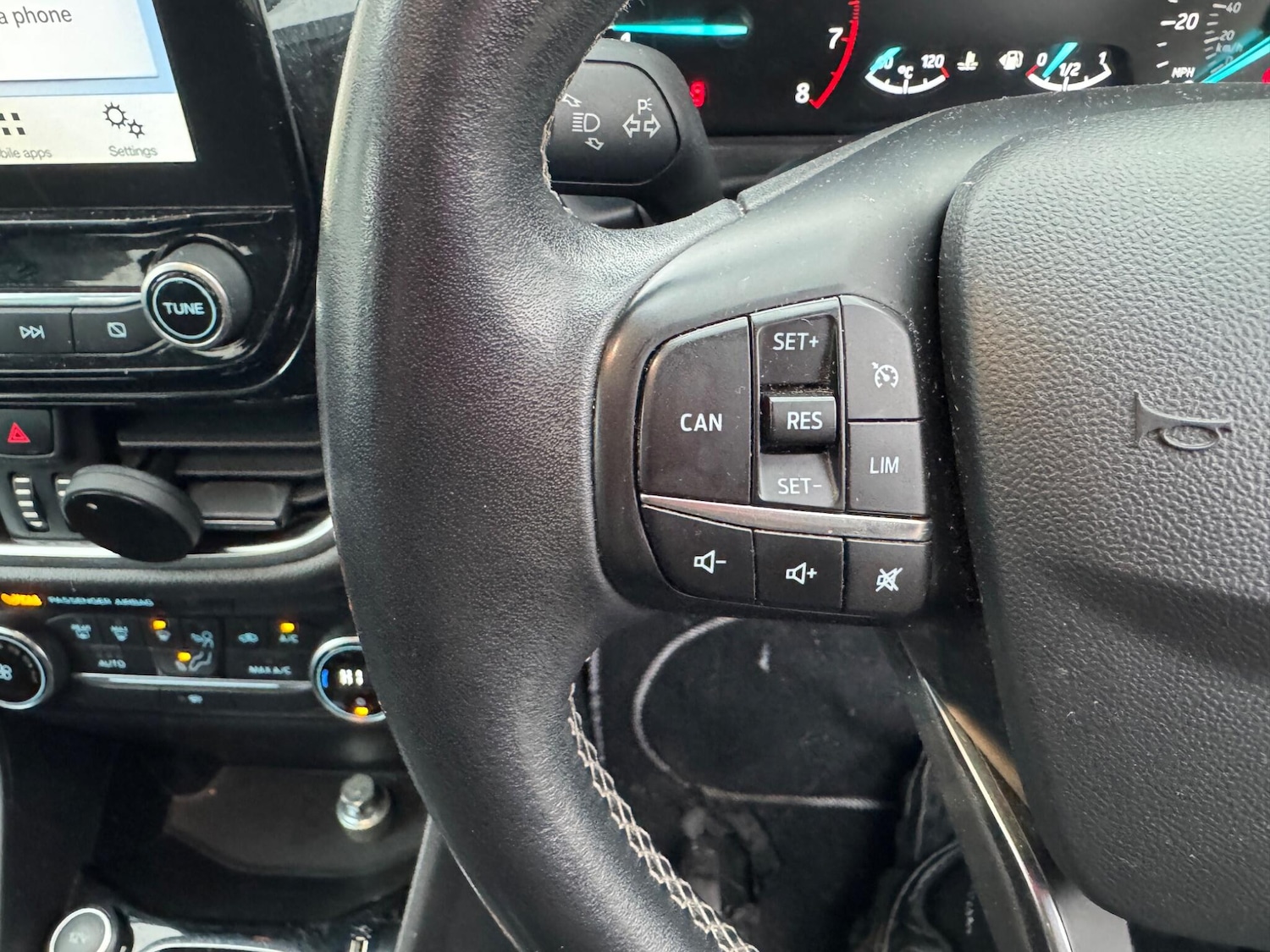 Used Ford Fiesta 2017 for sale - 77611887: Photo 24