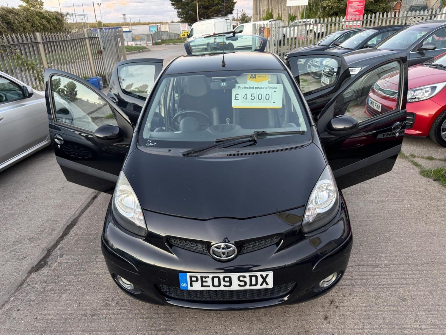 Used Toyota AYGO 2009 for sale - 76022656: Photo 6