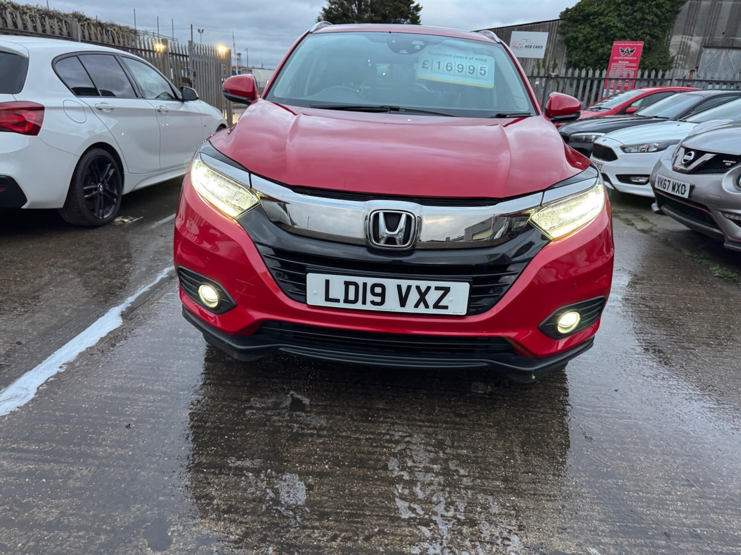 Used Honda HR-V 2019 for sale - 76658243: Photo 2
