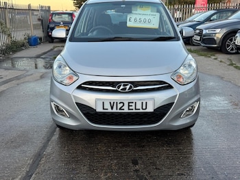 Used Hyundai i10 2012 for sale - 76192639: Photo