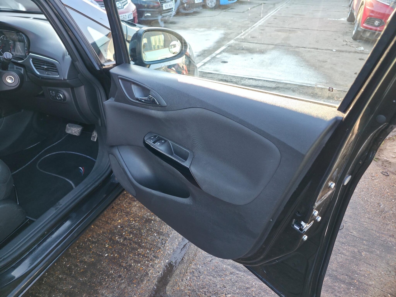 Used Vauxhall Corsa 2016 for sale - 77081386: Photo 23