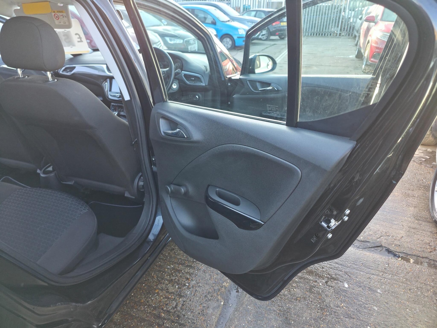 Used Vauxhall Corsa 2016 for sale - 77081386: Photo 25
