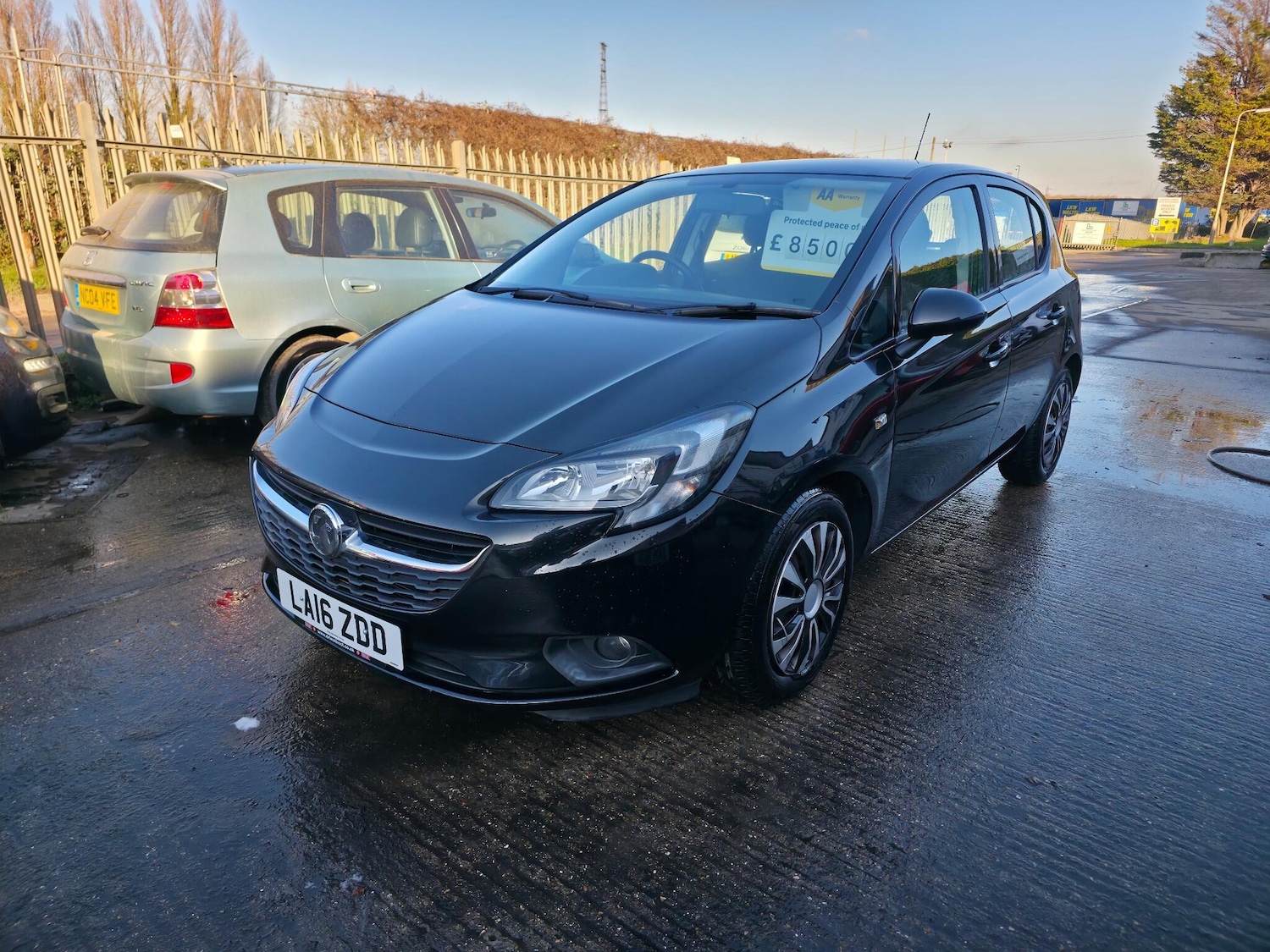 Used Vauxhall Corsa 2016 for sale - 77081386: Photo 3