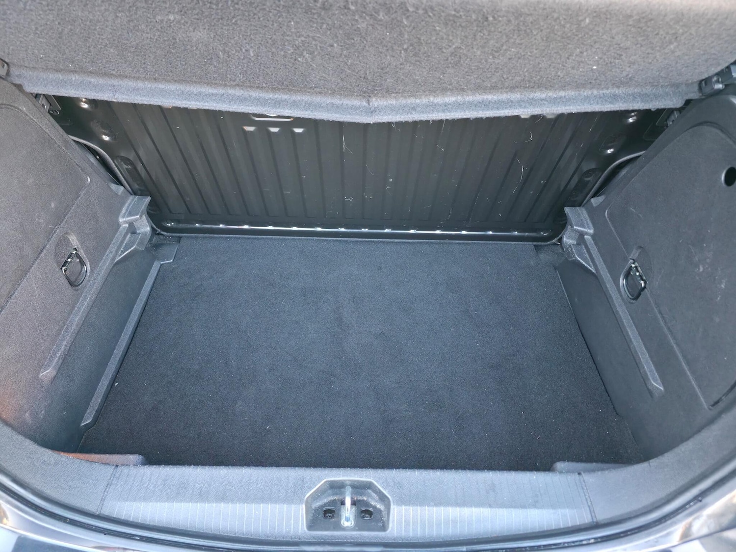 Used Vauxhall Corsa 2016 for sale - 77081386: Photo 31