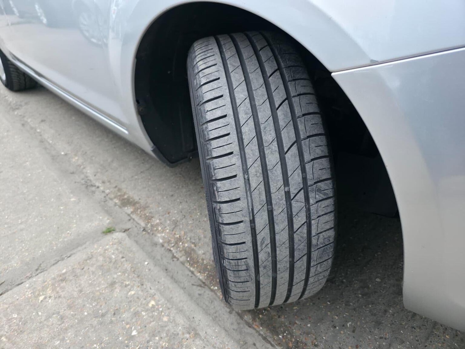 Used Ford Focus 2010 for sale - 76293267: Photo 10