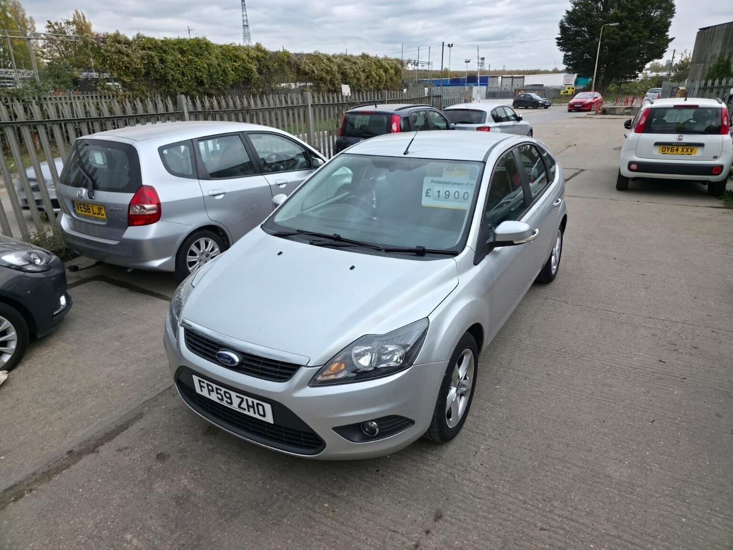 Used Ford Focus 2010 for sale - 76293267: Photo 13