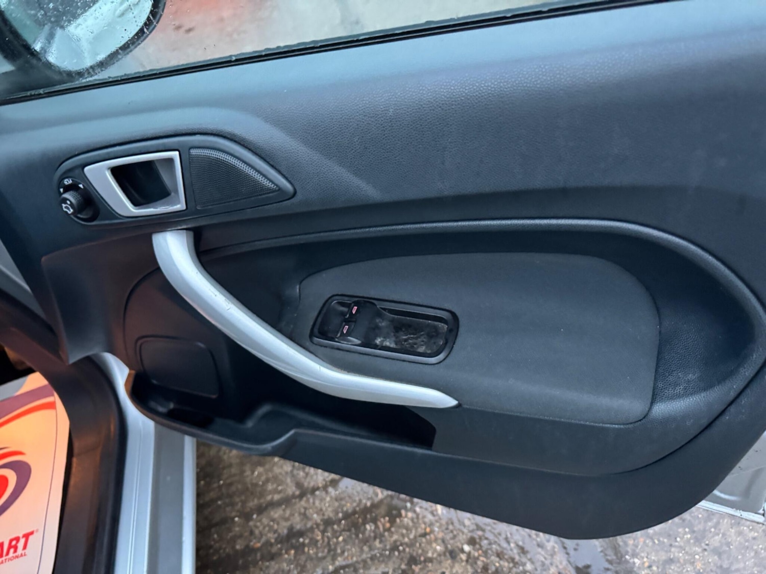 Used Ford Fiesta 2011 for sale - 77611790: Photo 29