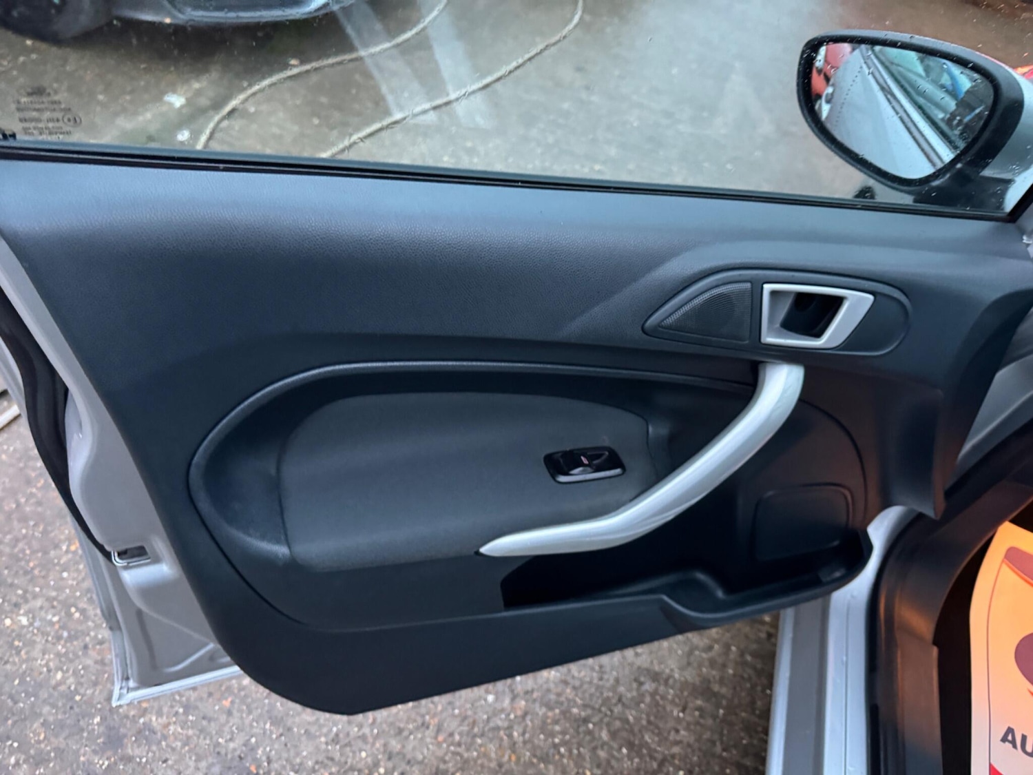 Used Ford Fiesta 2011 for sale - 77611790: Photo 32