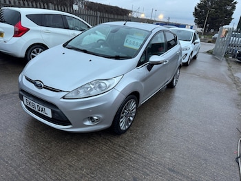 Used Ford Fiesta 2011 for sale - 77611790: Photo