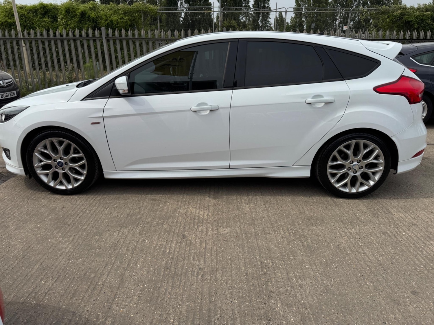Used Ford Focus 2017 for sale - 76638792: Photo 12