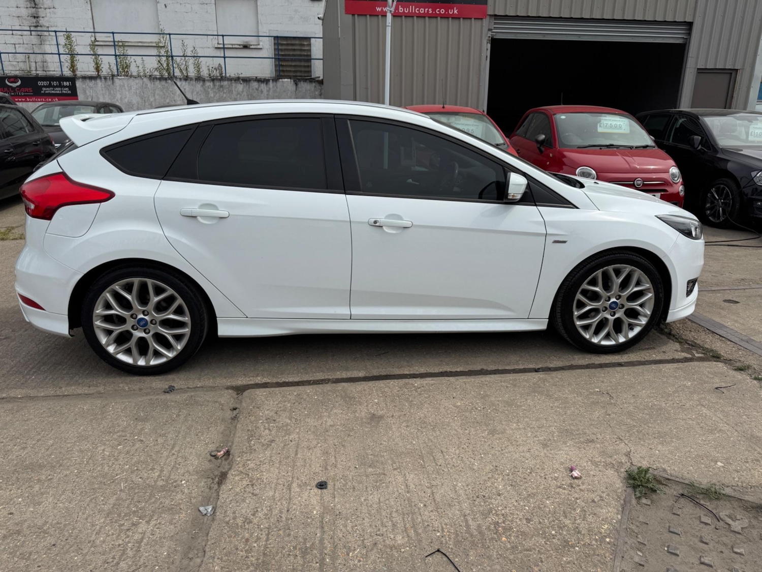 Used Ford Focus 2017 for sale - 76638792: Photo 16