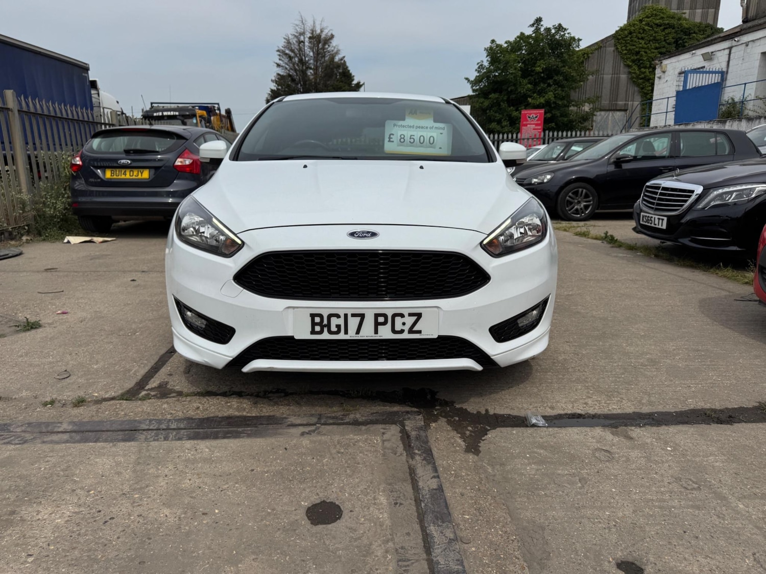 Used Ford Focus 2017 for sale - 76638792: Photo 2