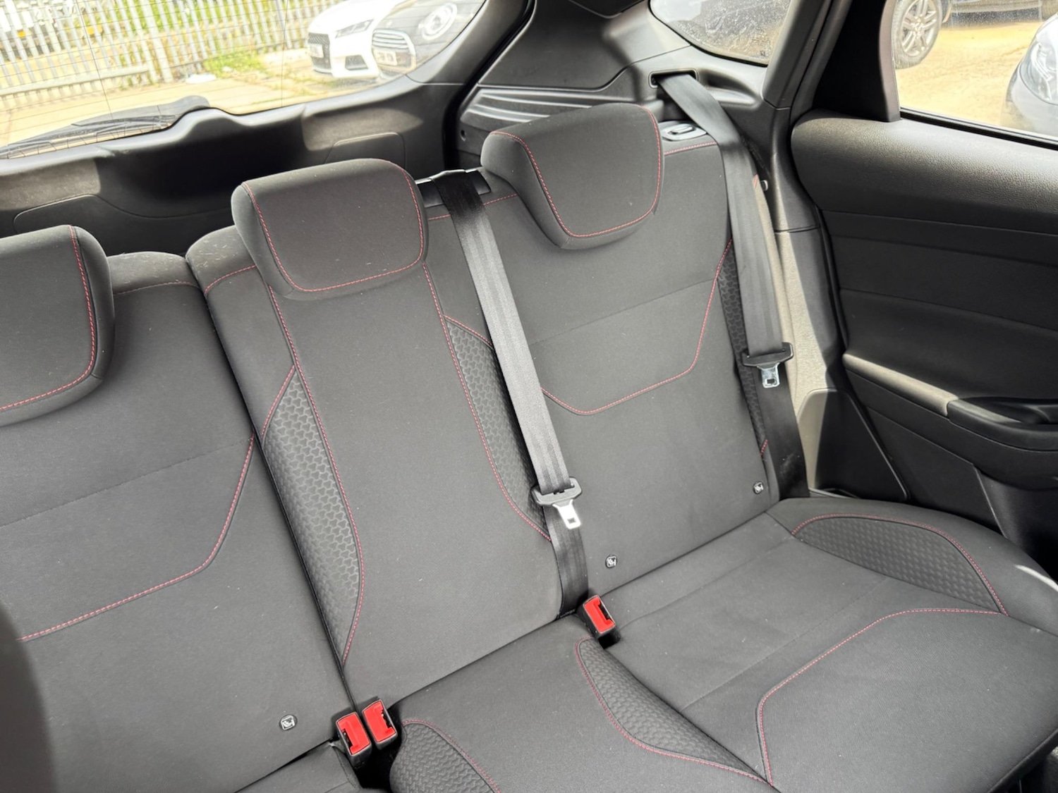 Used Ford Focus 2017 for sale - 76638792: Photo 29