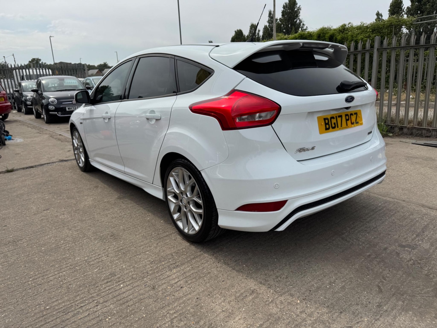 Used Ford Focus 2017 for sale - 76638792: Photo 4