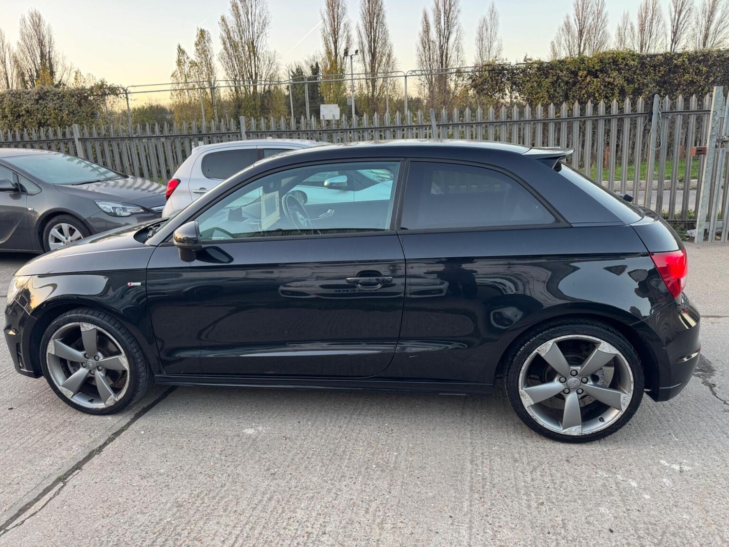 Used Audi A1 2013 for sale - 76605792: Photo 12