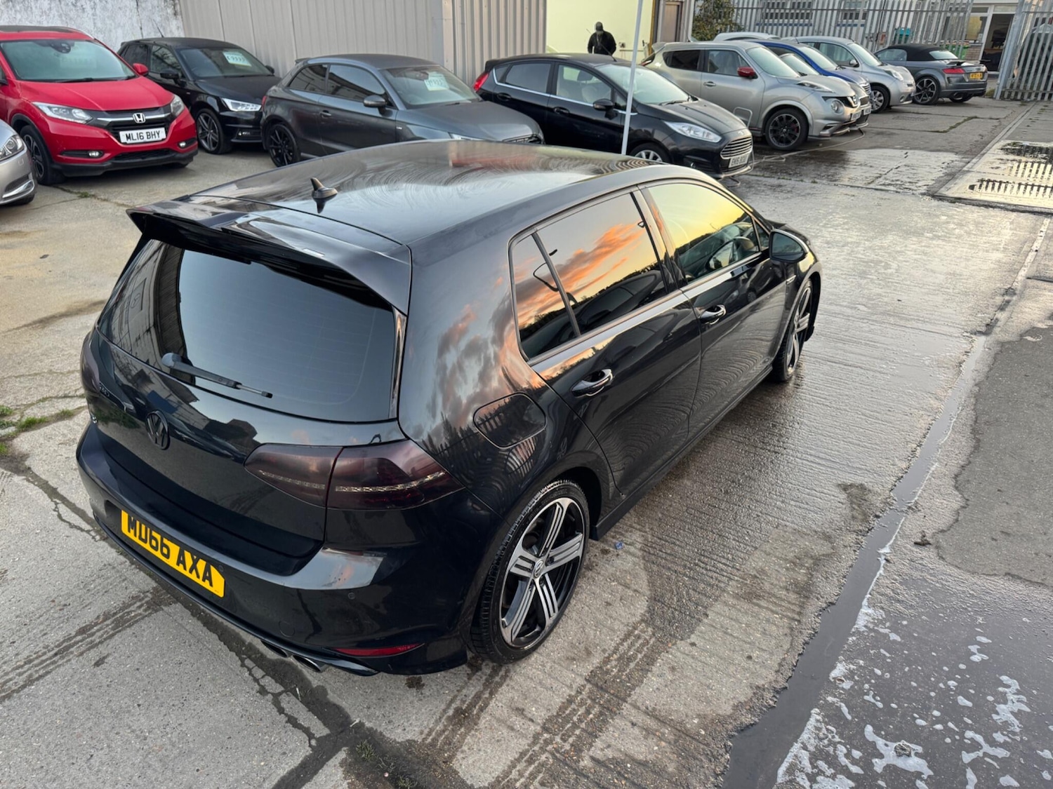 Used Volkswagen Golf 2017 for sale - 76638793: Photo 16