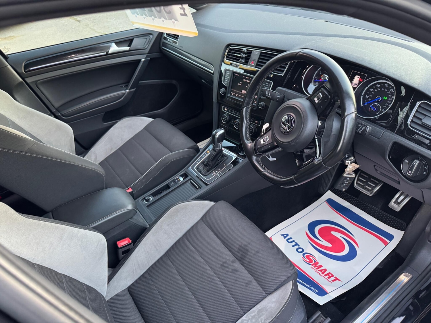 Used Volkswagen Golf 2017 for sale - 76638793: Photo 21