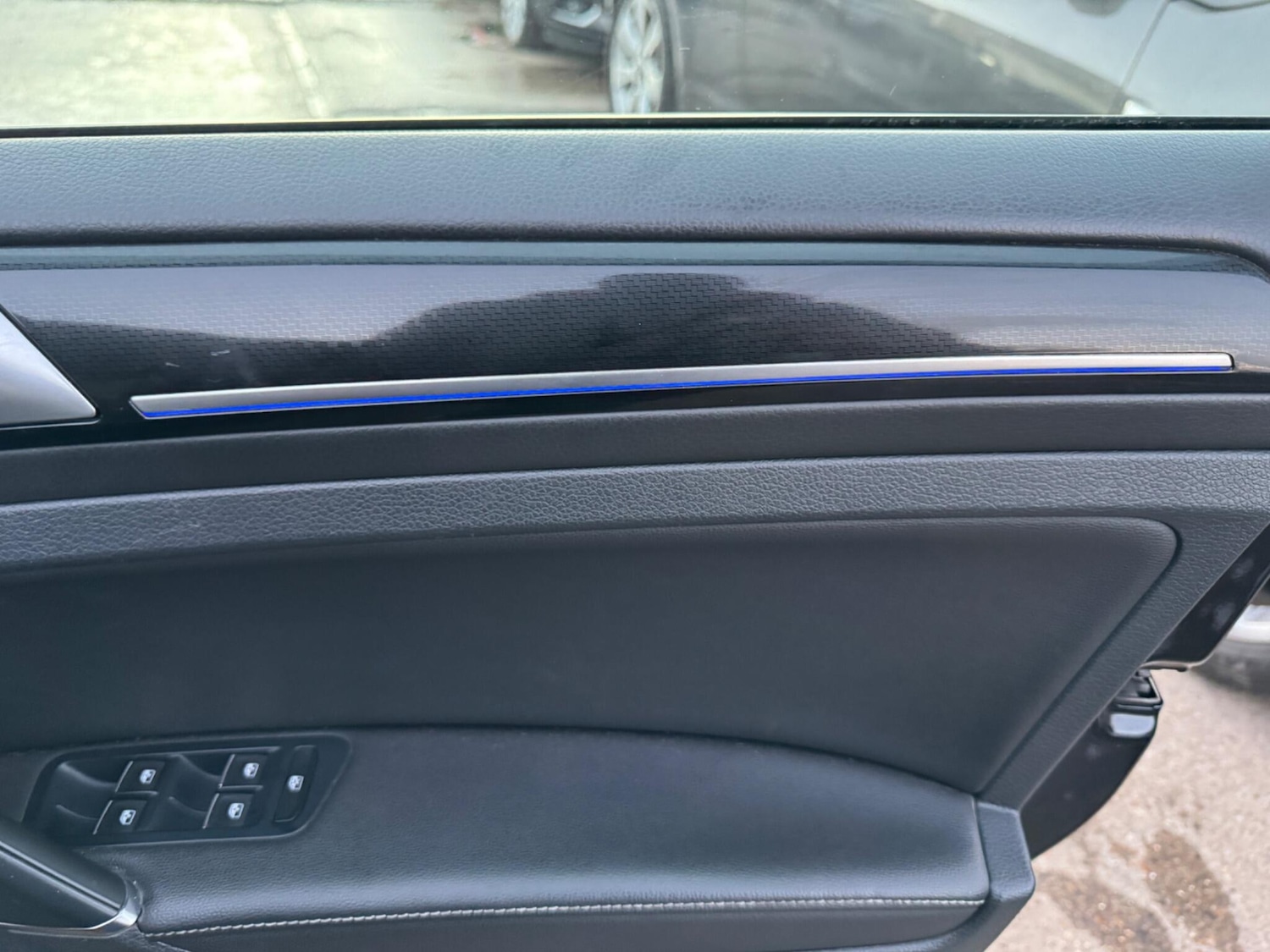 Used Volkswagen Golf 2017 for sale - 76638793: Photo 33