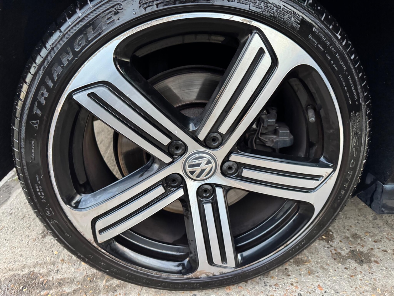 Used Volkswagen Golf 2017 for sale - 76638793: Photo 37