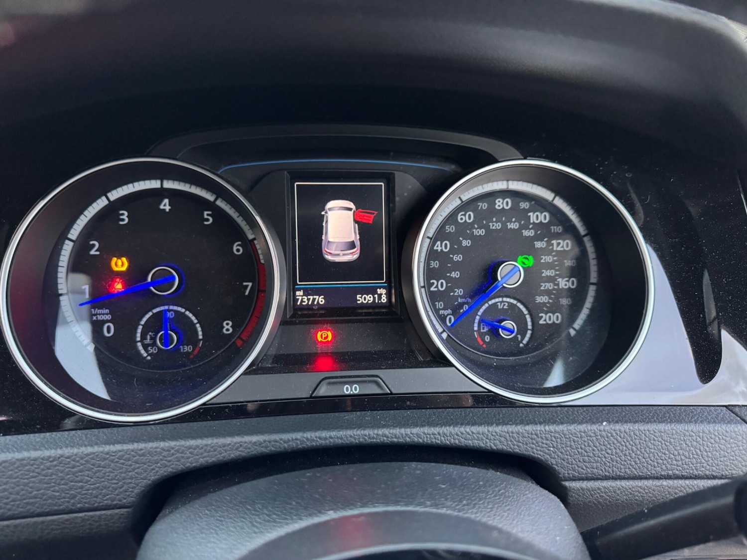 Used Volkswagen Golf 2017 for sale - 76638793: Photo 42