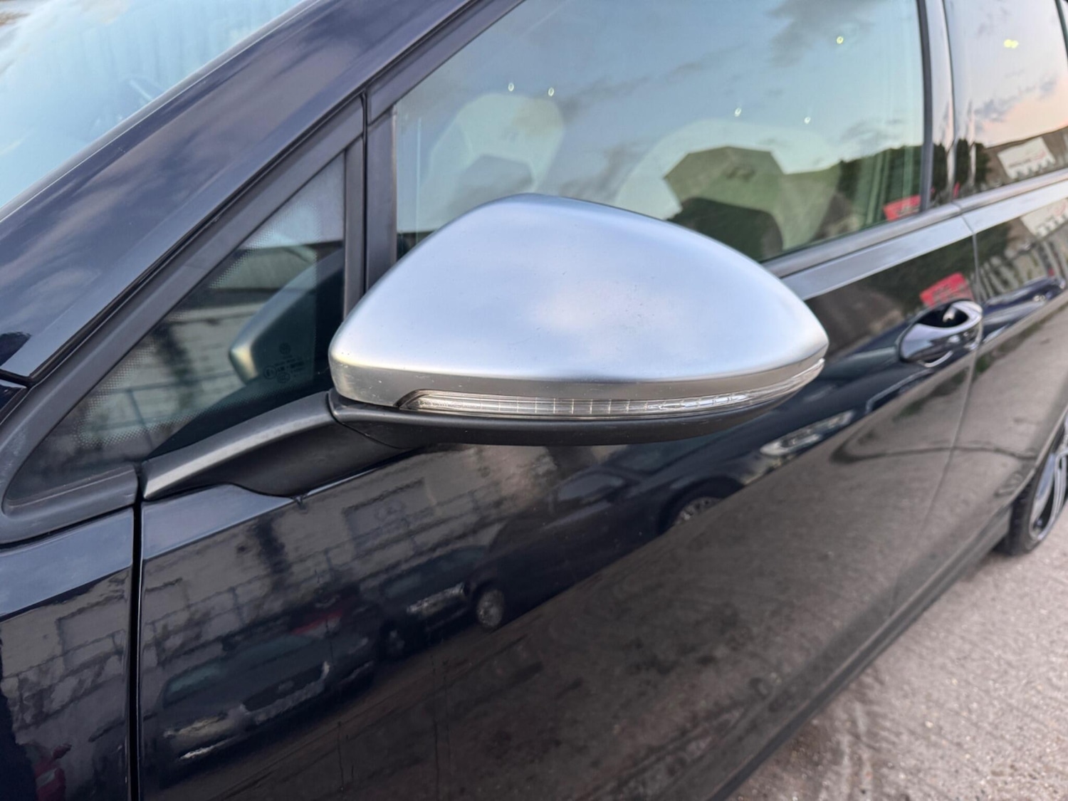 Used Volkswagen Golf 2017 for sale - 76638793: Photo 44